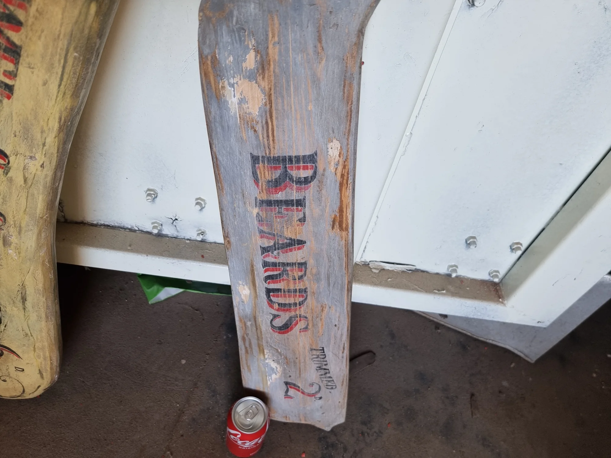 Folk Art Wooden Cut-throat Razor  — thumbnail 4