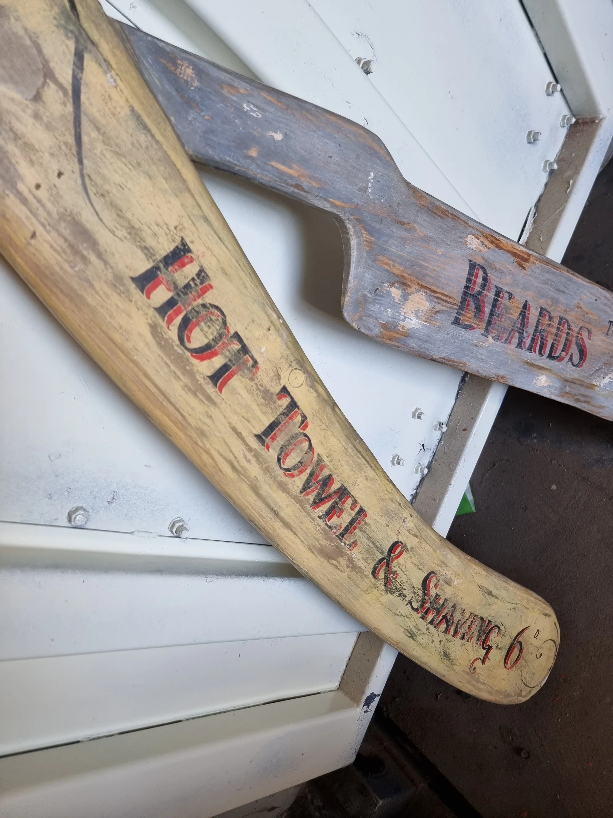 Folk Art Wooden Cut-throat Razor  — thumbnail 6