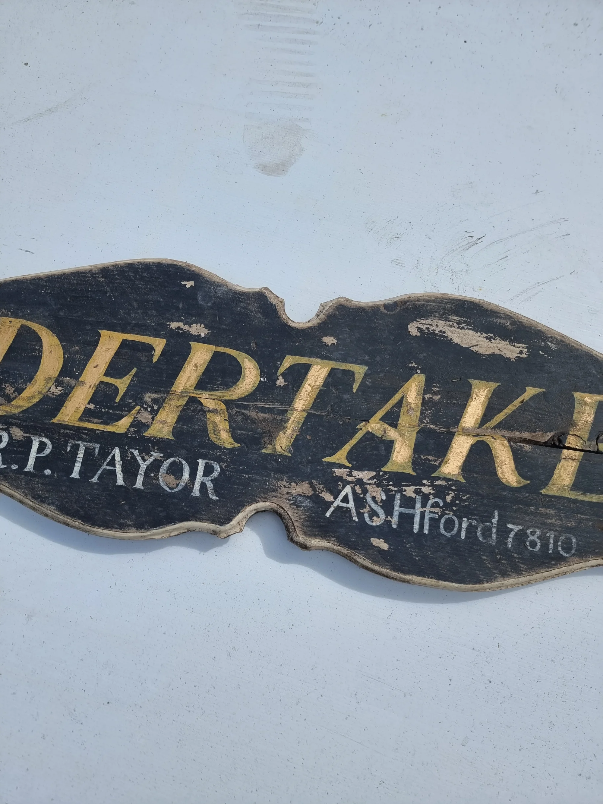 Undertaker Sign — thumbnail 3