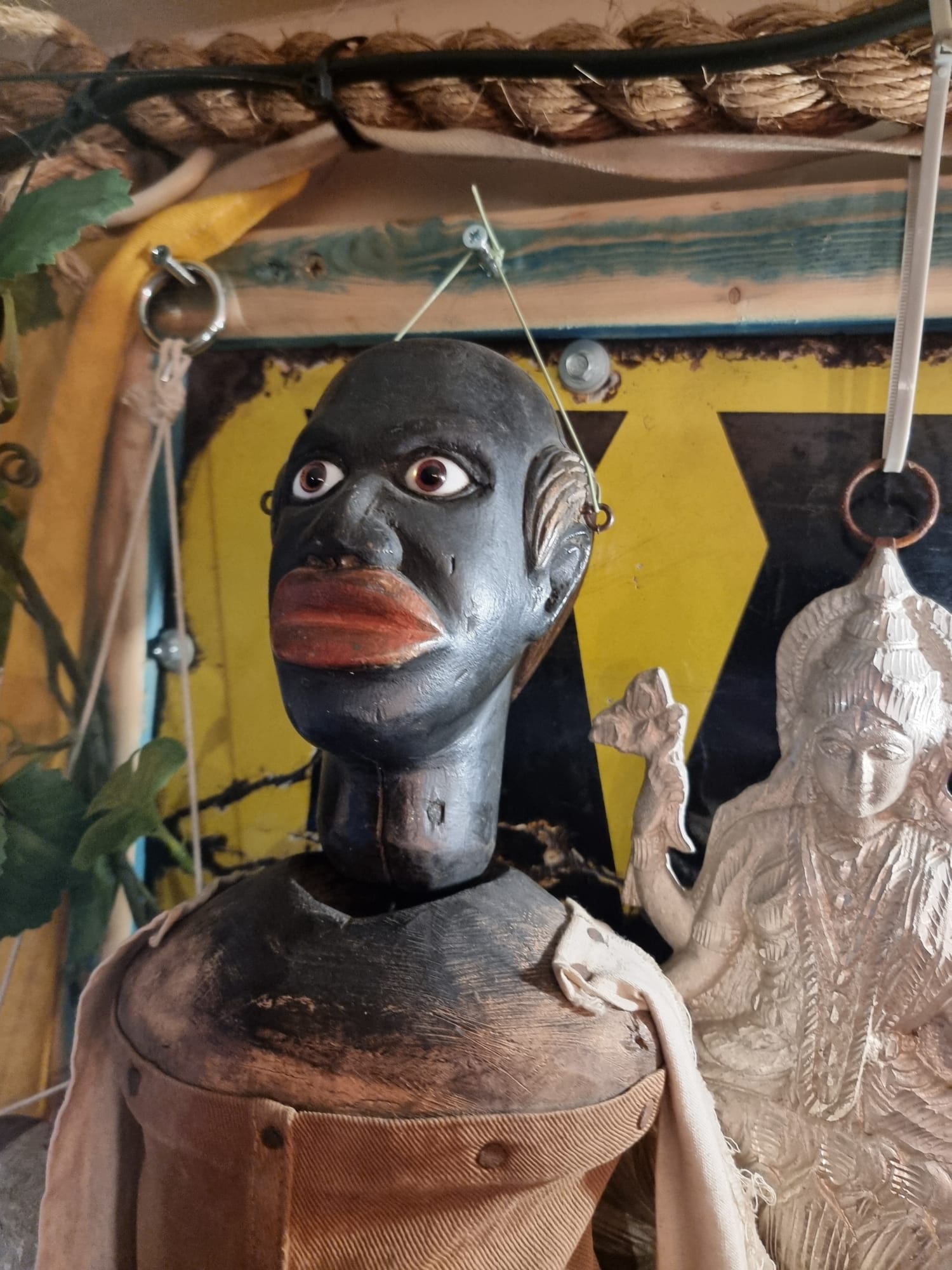 9 Victorian Marionettes Clowes Excelsior c.1890 — BBC Antiques Roadshow — thumbnail 10