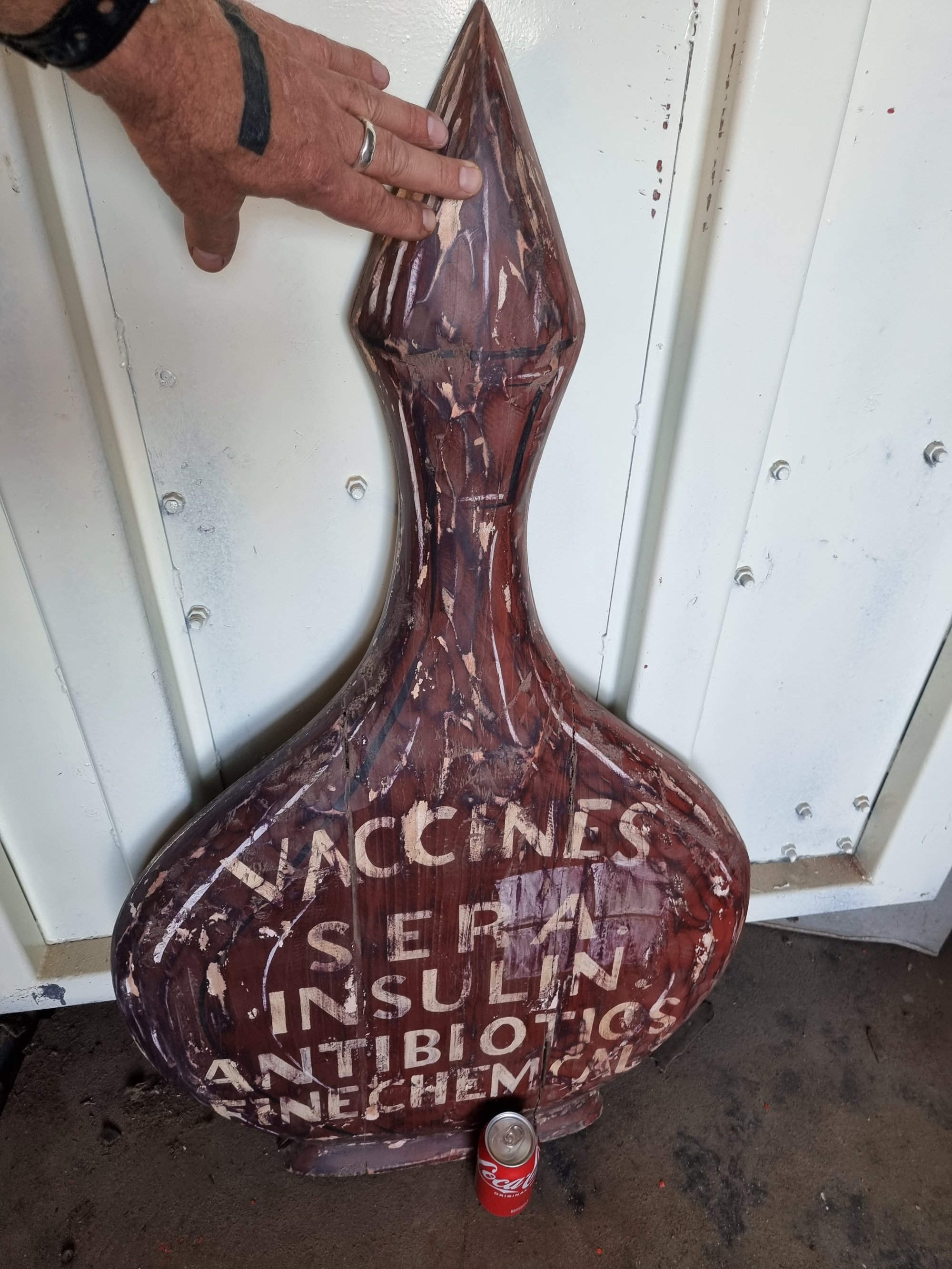 Wooden Folk Art Vacine Sign — thumbnail 3
