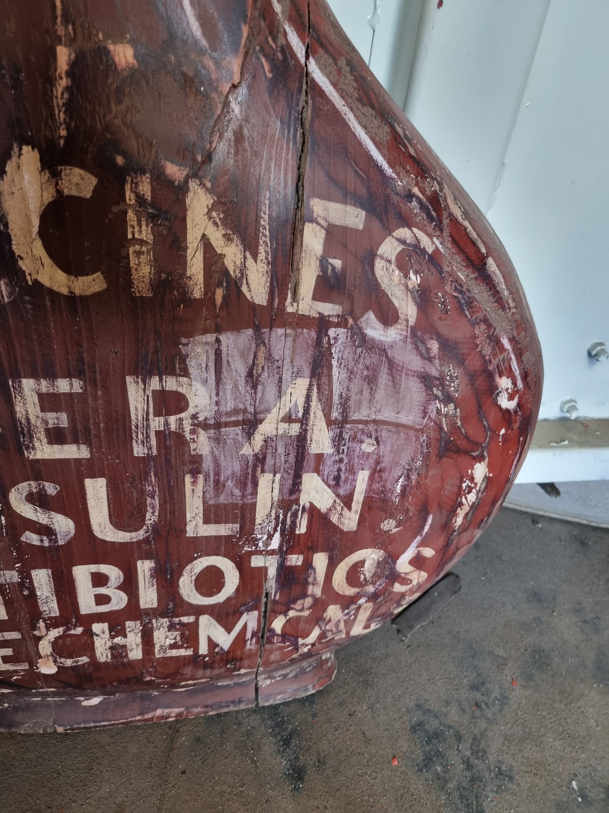 Wooden Folk Art Vacine Sign — thumbnail 2