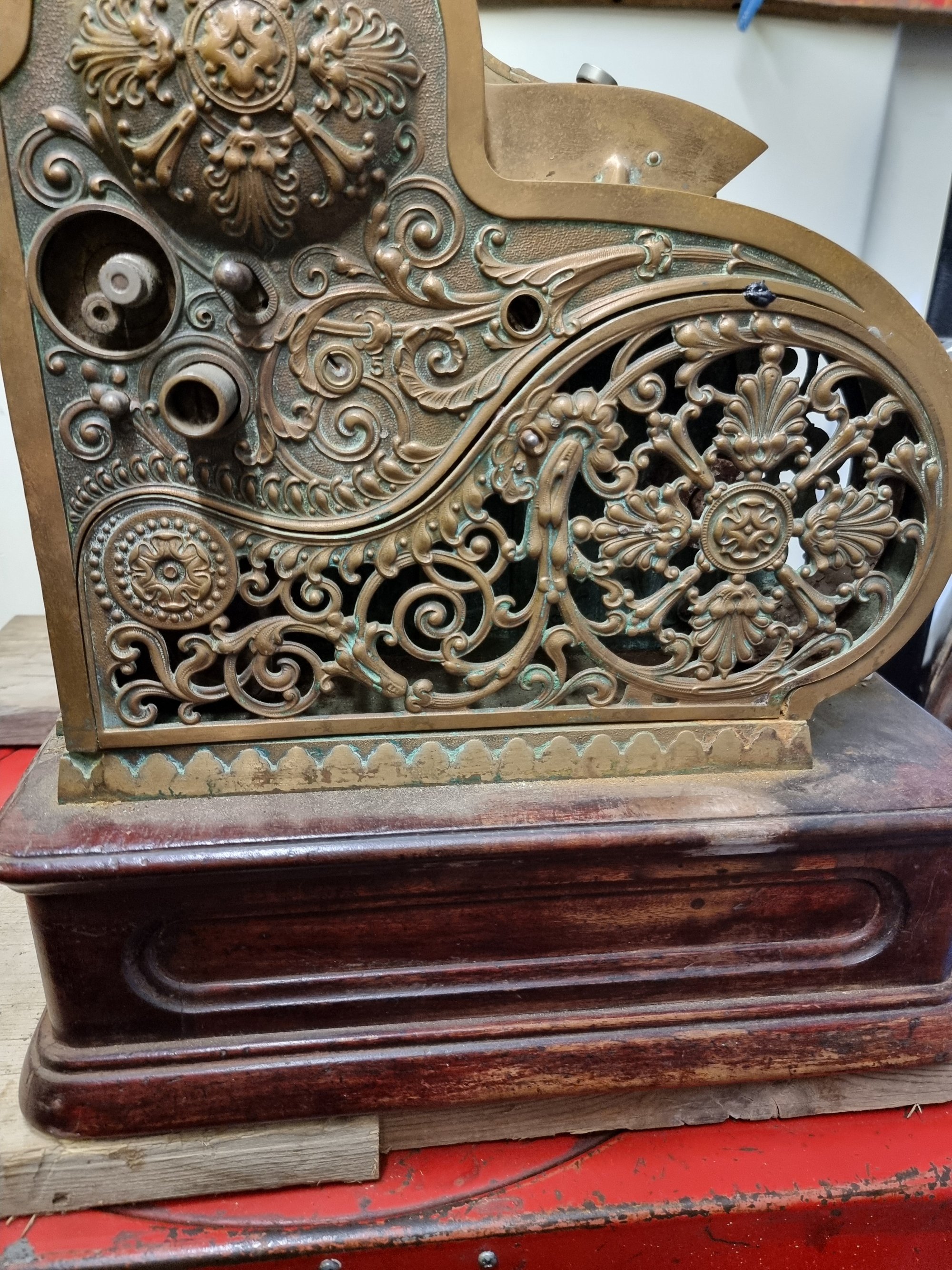 Brass Late Victorian National Till — thumbnail 8