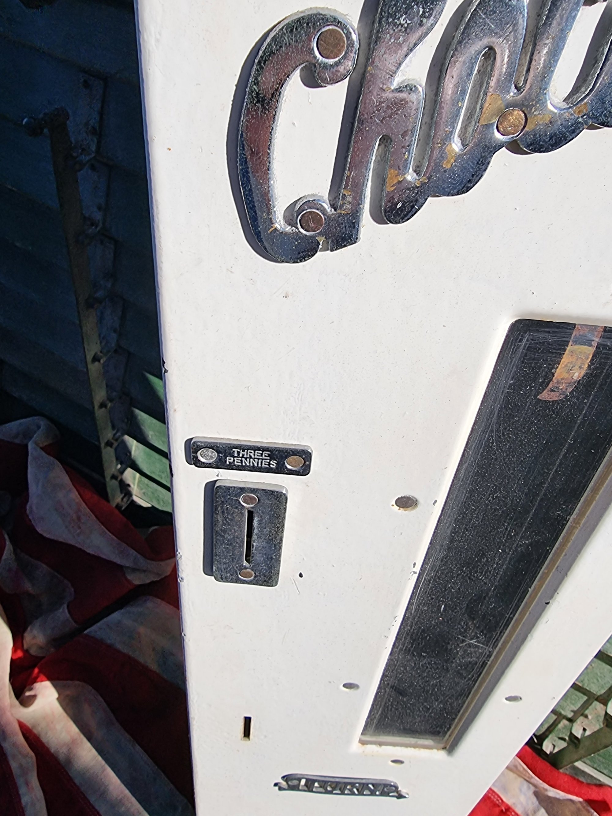 Chocolate Vending Machine — thumbnail 2