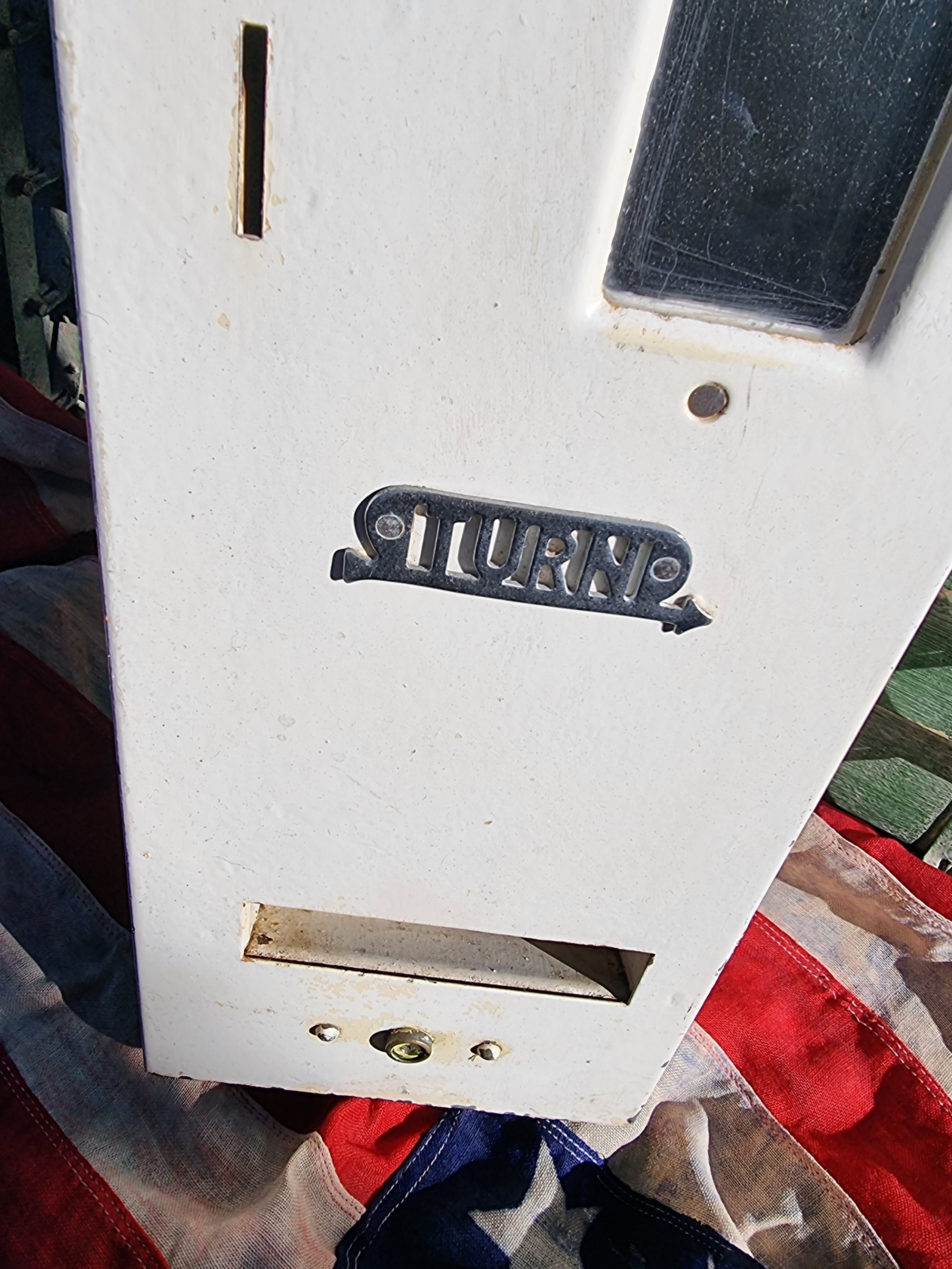 Chocolate Vending Machine — thumbnail 3