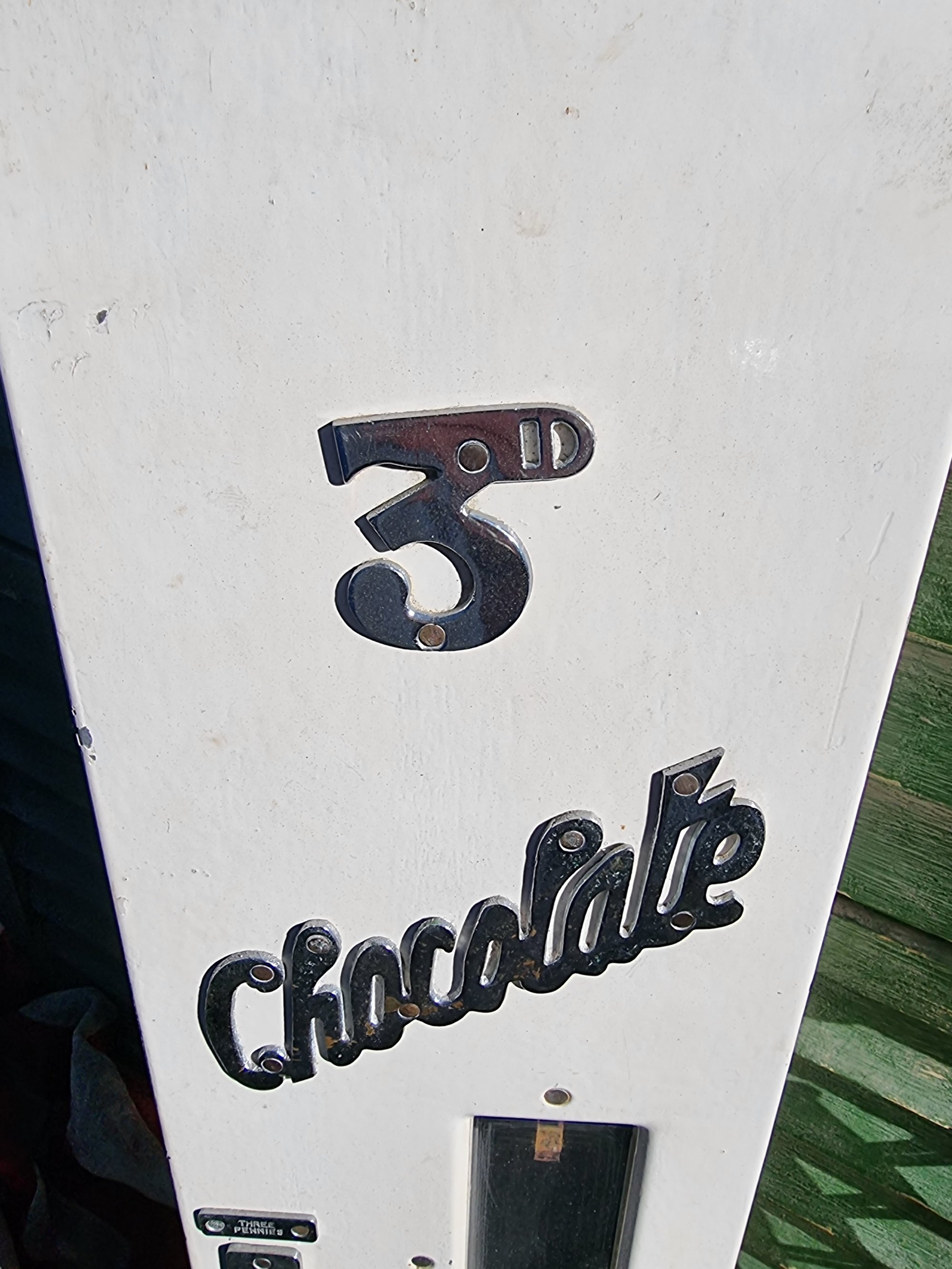 Chocolate Vending Machine — thumbnail 4