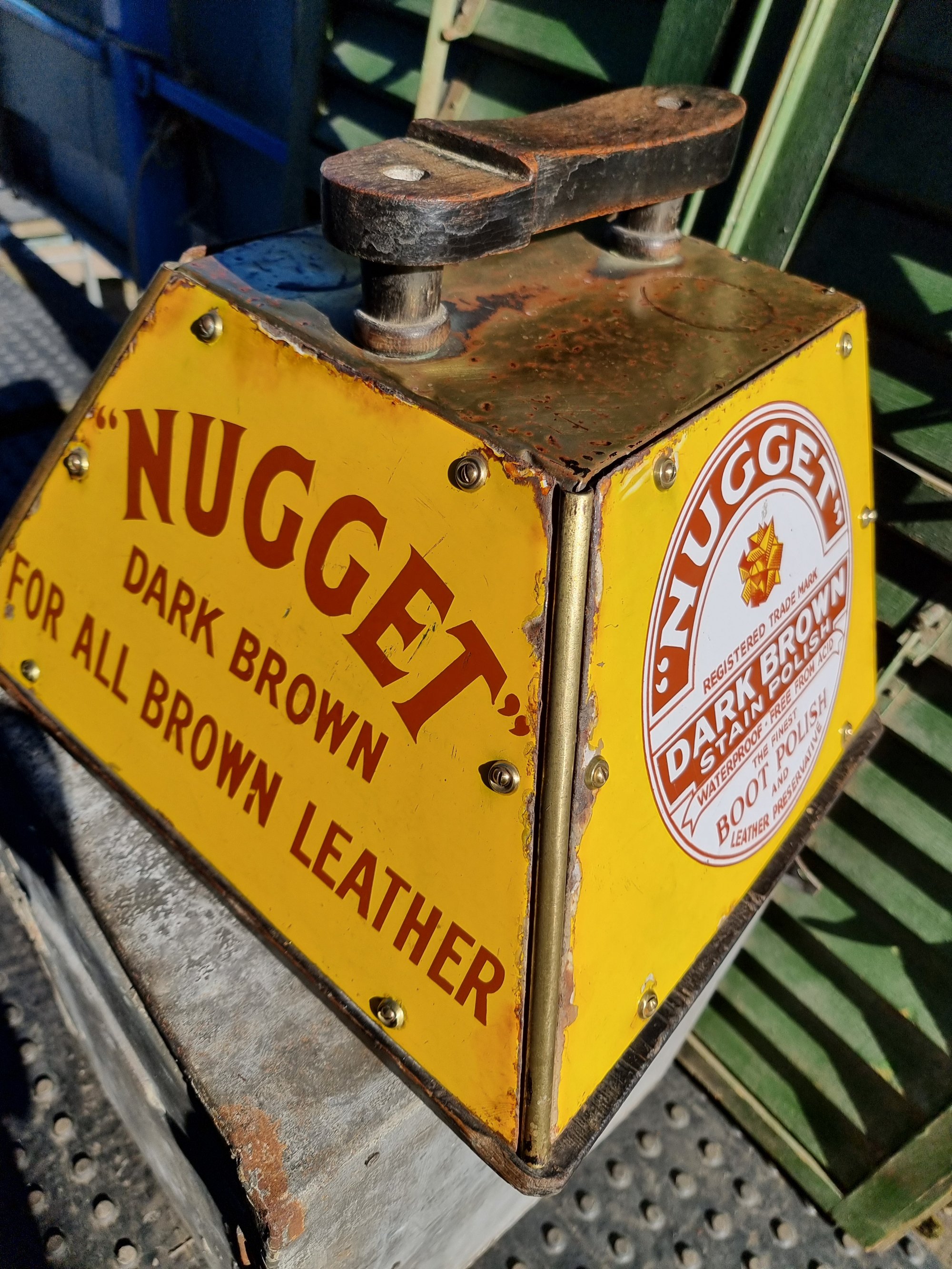 Early 1900's Nugget Shoe Shine Box (Plus Extras) · Early 1900's · Ones & Onley's