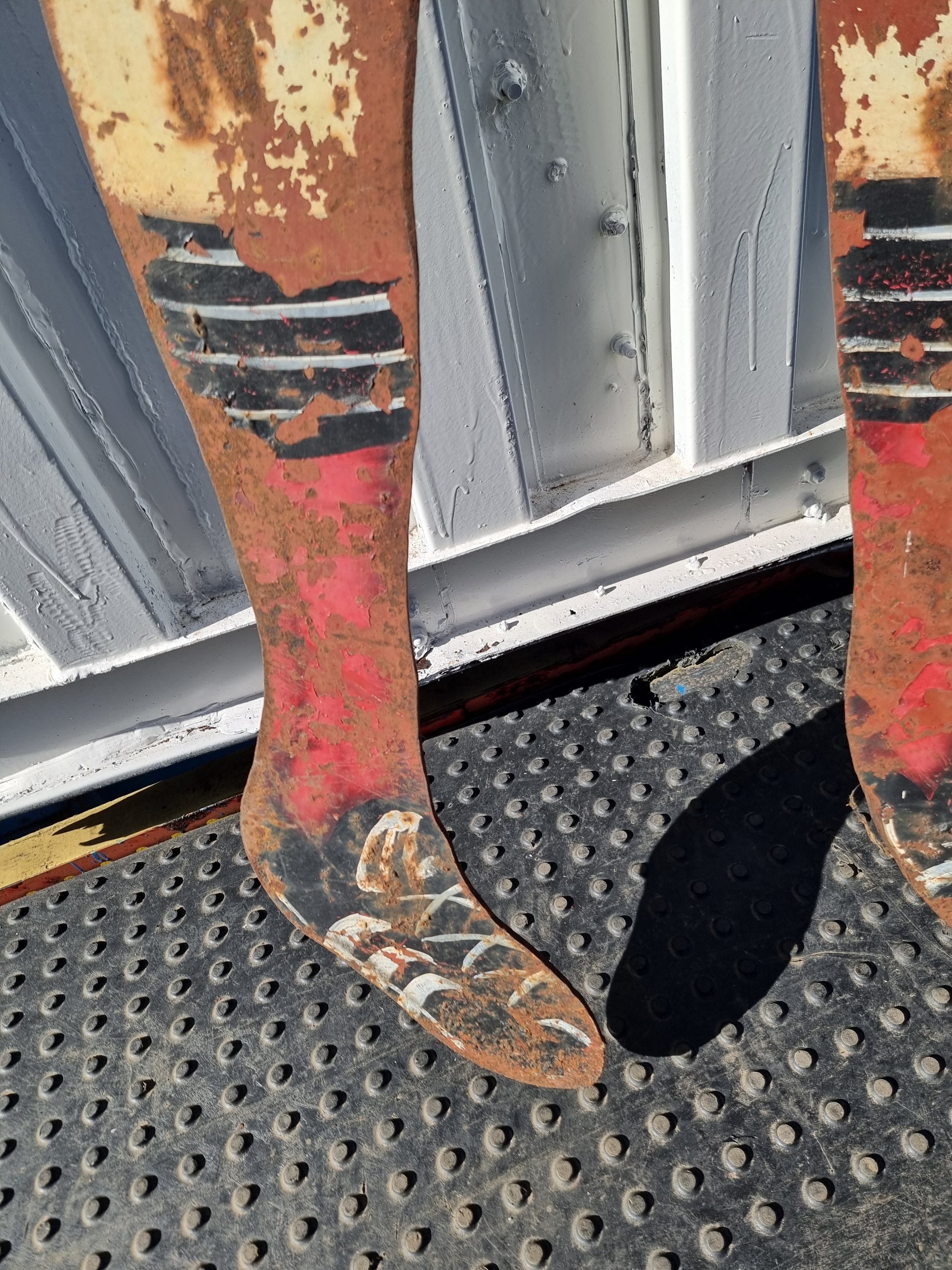 Fairground Football Player......extremely heavy. — thumbnail 9