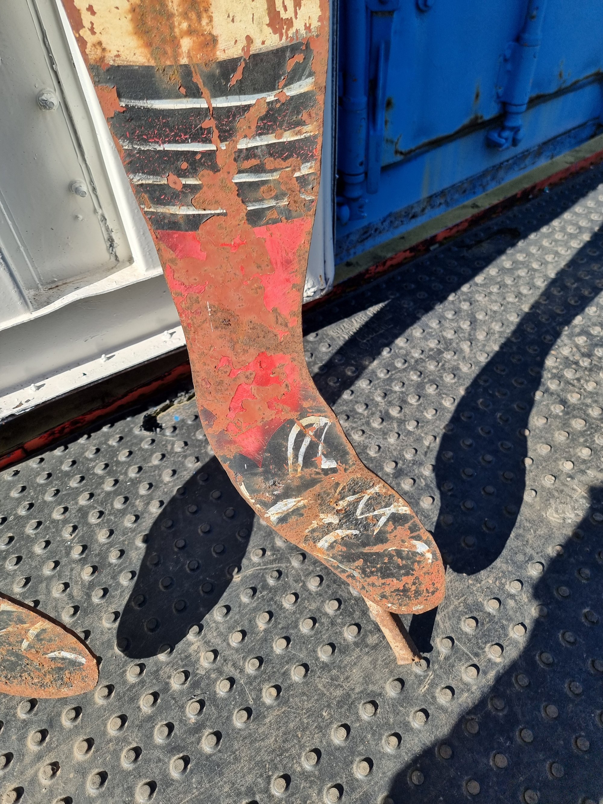 Fairground Football Player......extremely heavy. — thumbnail 10