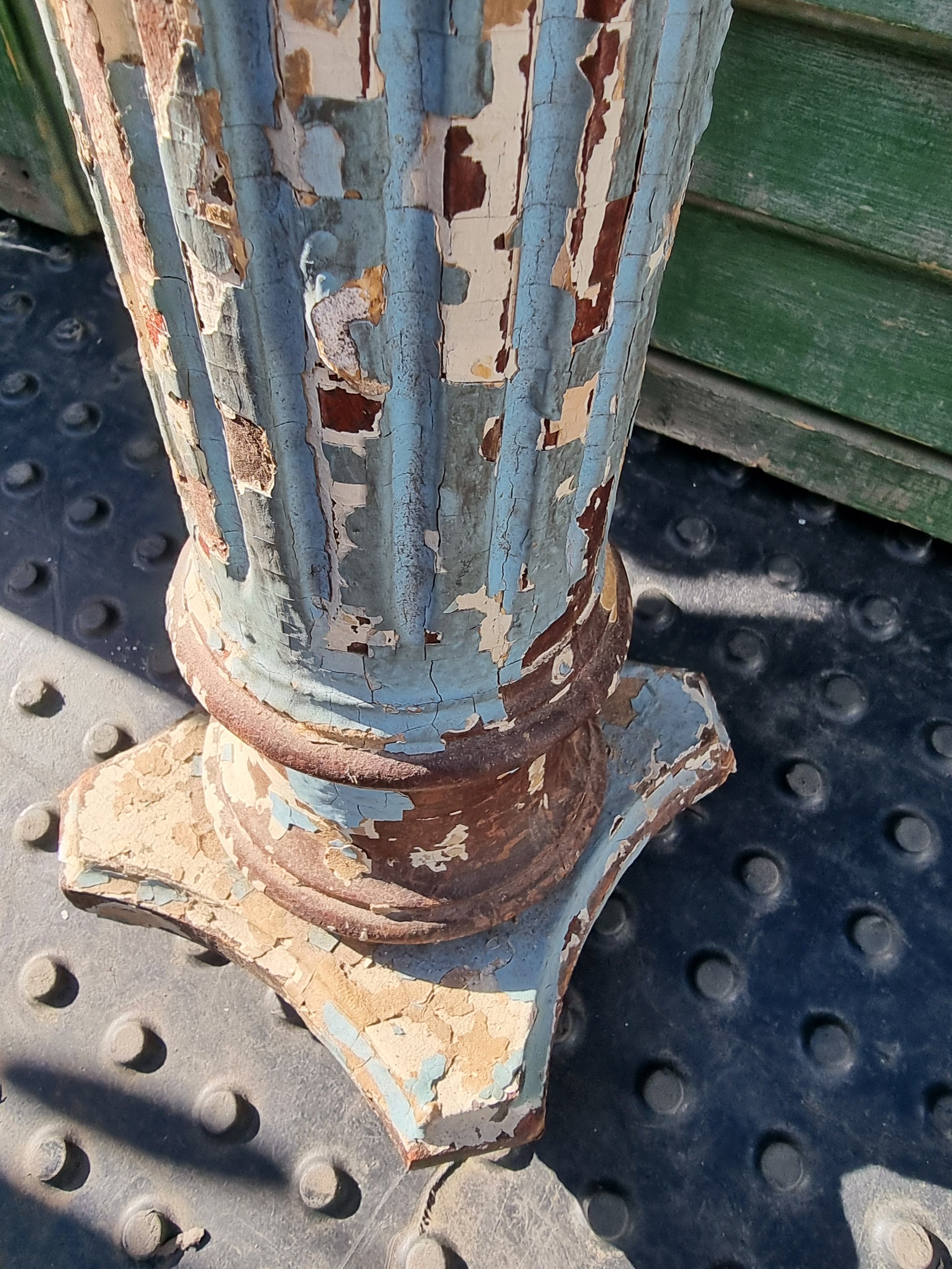Victorian Column with Awesome Patina — thumbnail 4