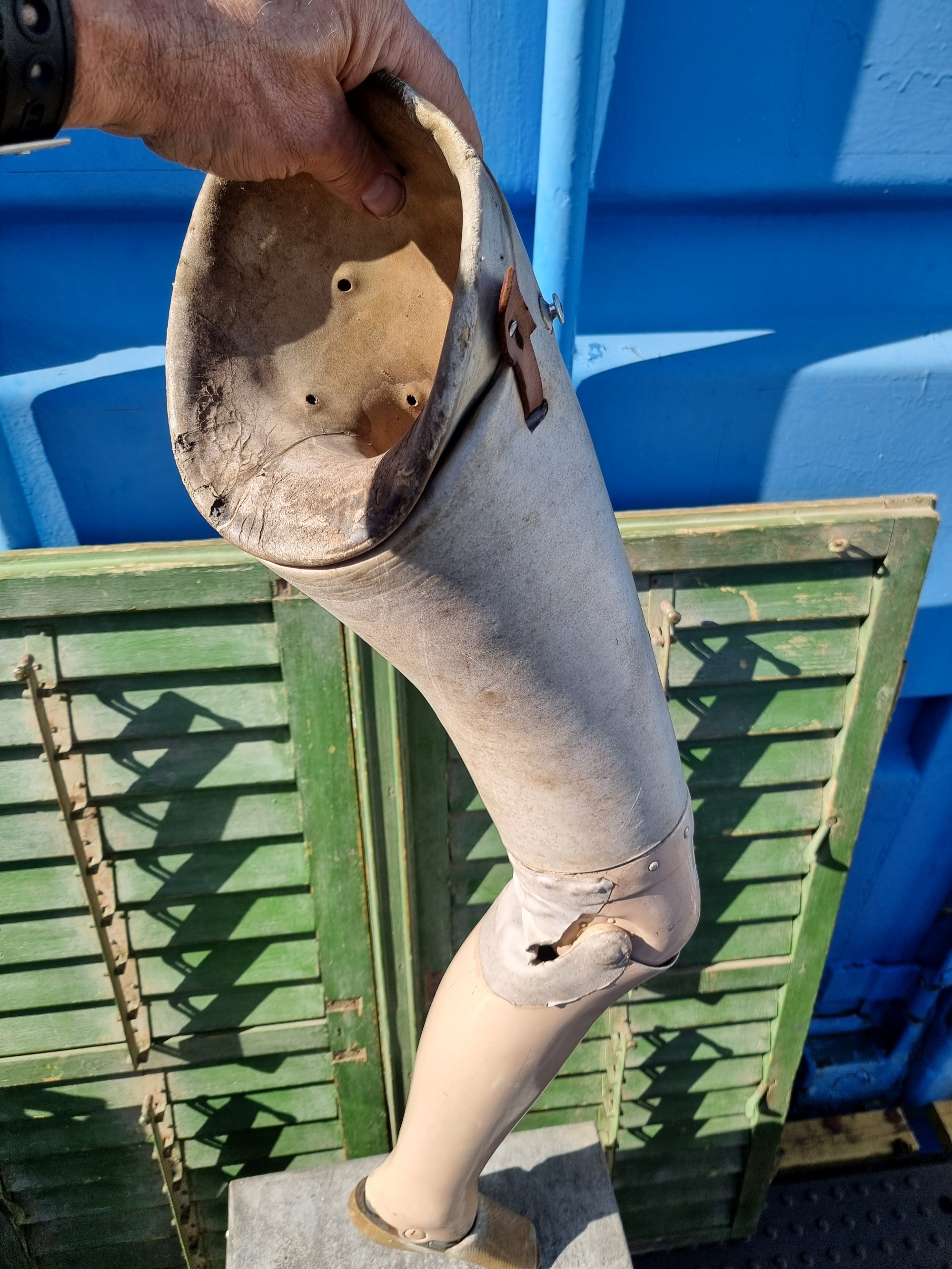 False Leg 🦵 — thumbnail 5