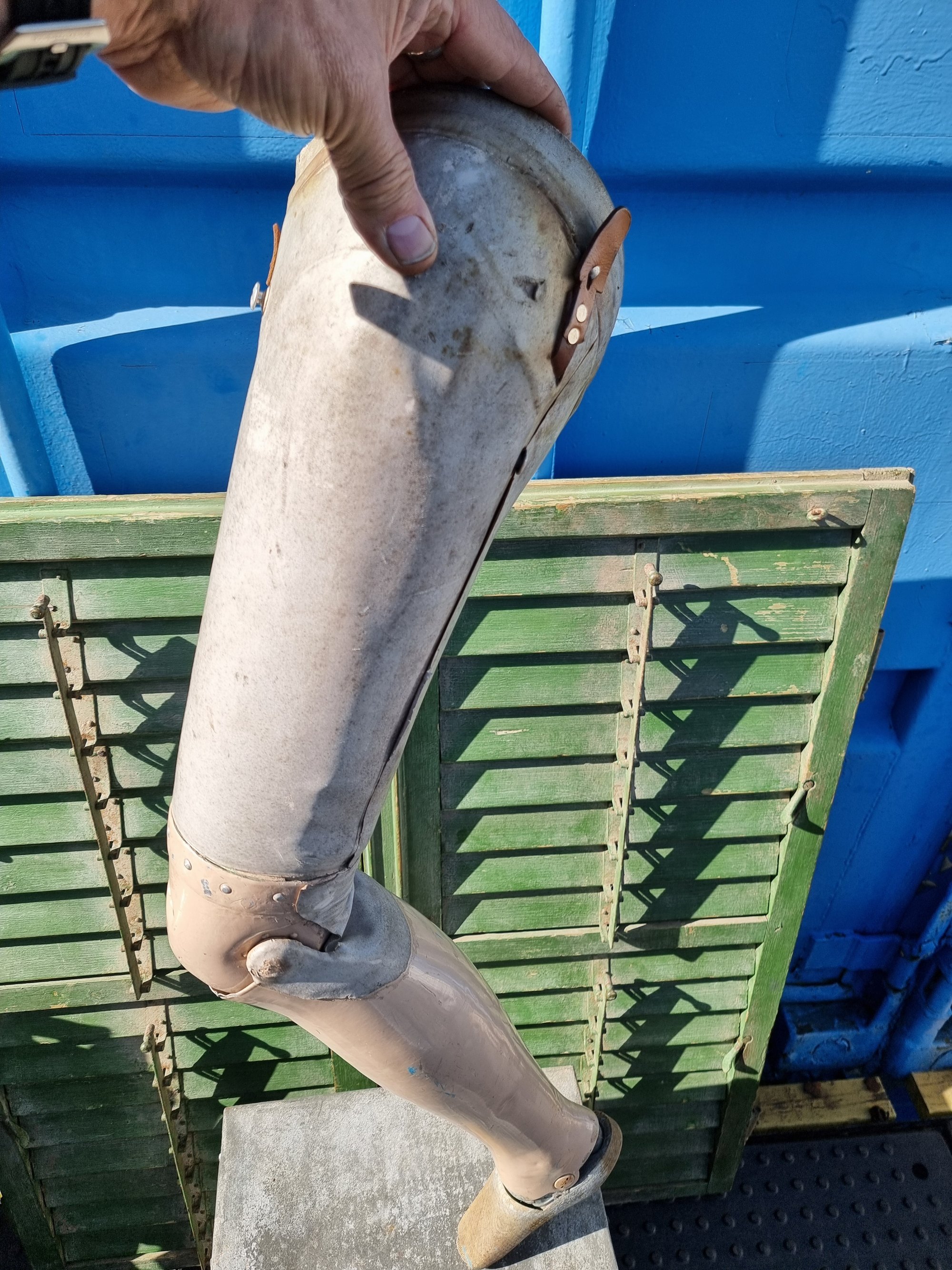 False Leg 🦵 — thumbnail 6