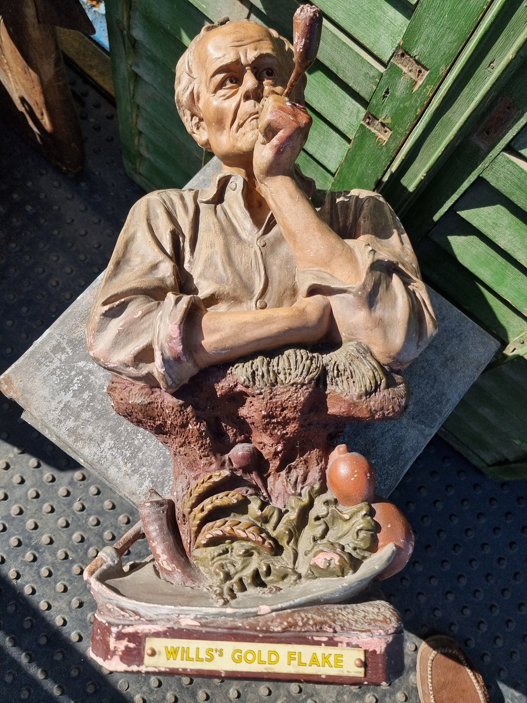 Golden Flake Tobacconist Bust — thumbnail 5