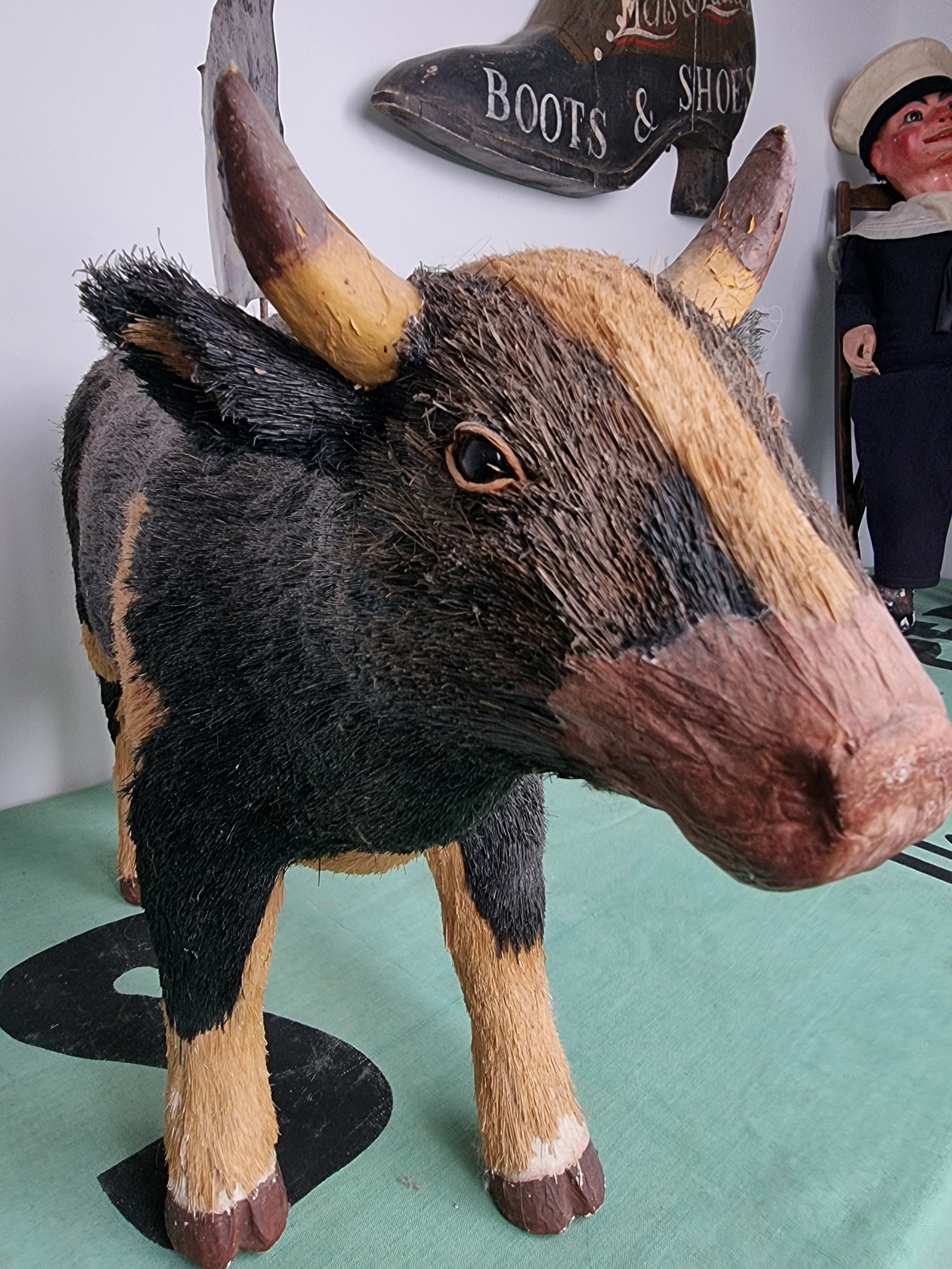 Original Butchers Bristle Advertising Cow — thumbnail 2