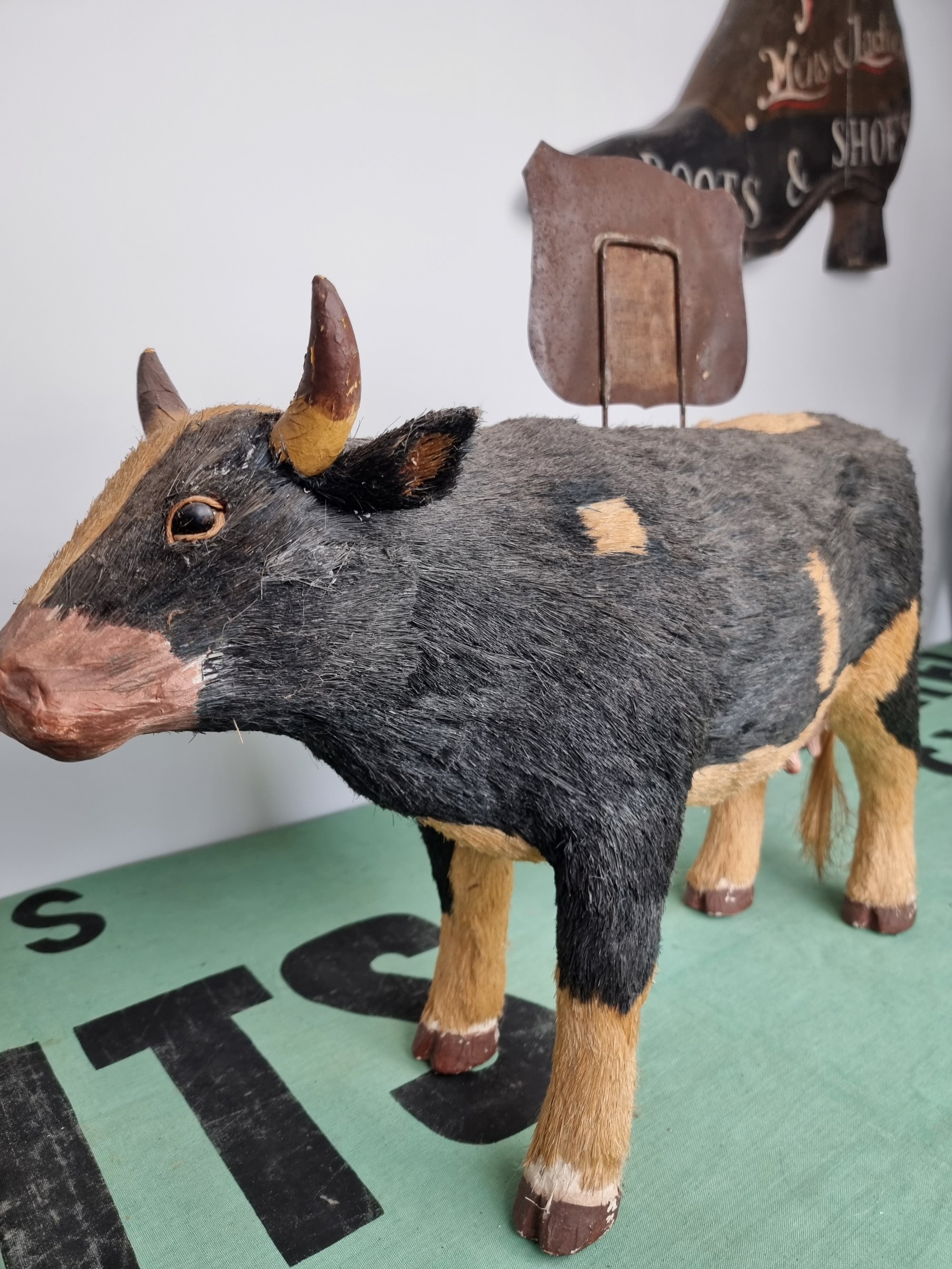 Original Butchers Bristle Advertising Cow — thumbnail 3