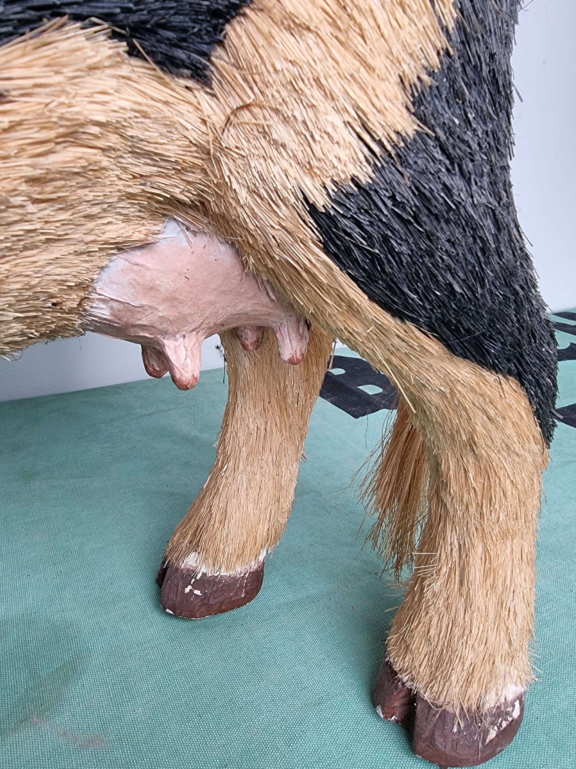 Original Butchers Bristle Advertising Cow — thumbnail 7
